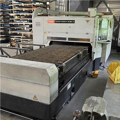 Macchina da taglio laser MAZAK STX 48 MK II