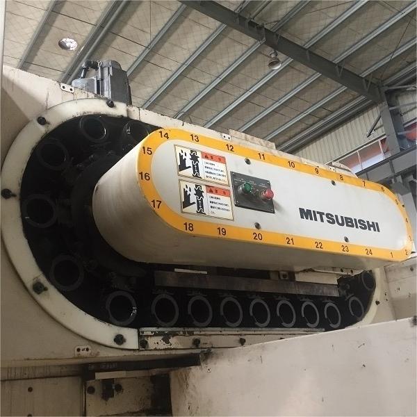 MITSUBISHI M-V70E Machining Center