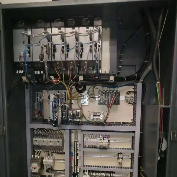 OKK MAC-250-W Machining Center