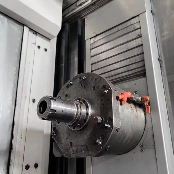 مركز التصنيع الأفقي OKUMA MA-400HA-R