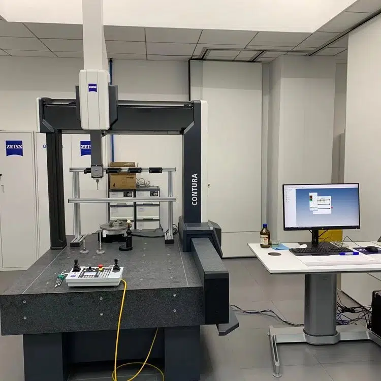 PRISMO navigator Coordinate Measuring Machine