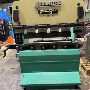 Pressa piegatrice AMADA RG2512