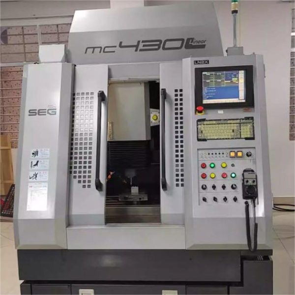 مركز التصنيع الرأسي SODICK MC430L