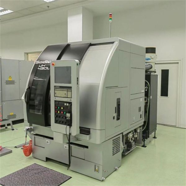 مركز تصنيع SODICK UH430L (