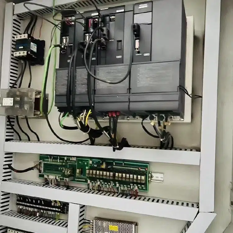 TAIKAN T-16 Machining Center