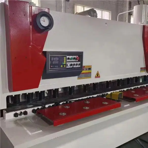 VIGERT 16X2500 MD11 Shearing Machine