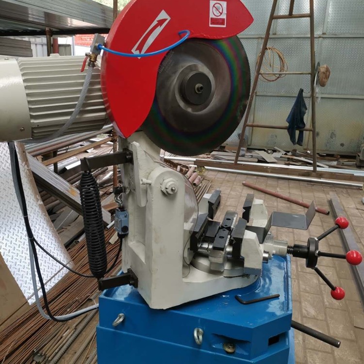 VIGERT 330 Manual Pipe Cutting Machine