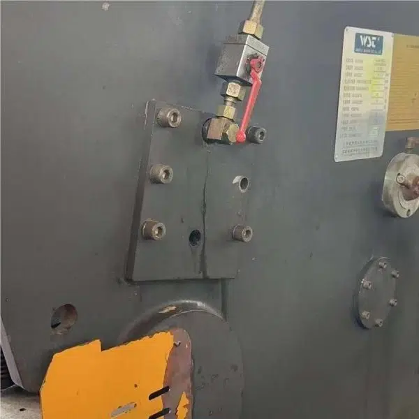 Máquina de cisalhamento VIGERT 6X3200 DELEM
