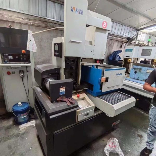 Used Wire-Cut EDM FR400