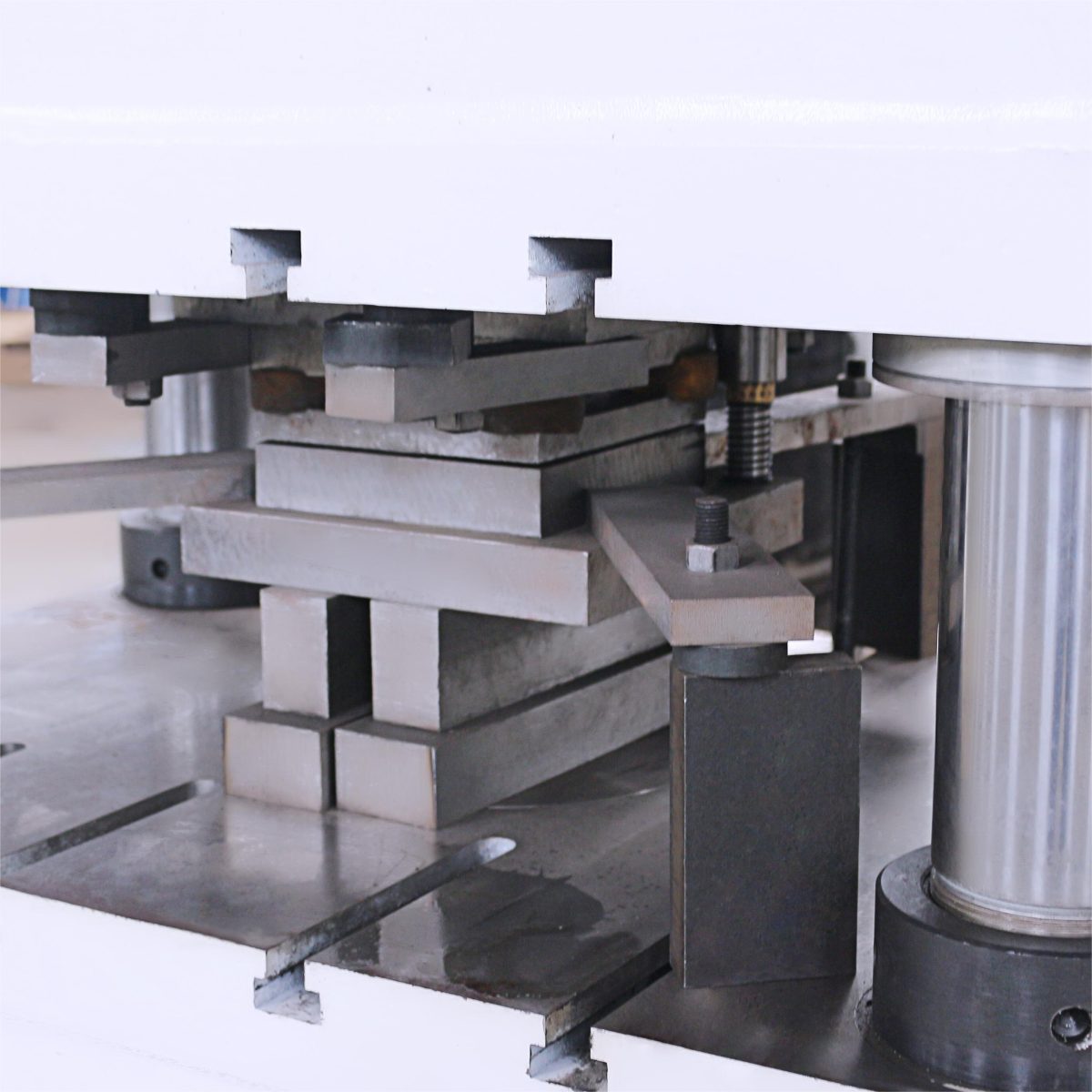 HARSLE Y27 315T Hydraulic Pressing Machine
