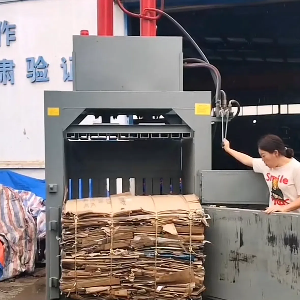 60T Vertical Metal Baler Machine 60T Vertical Metal Baler Machine