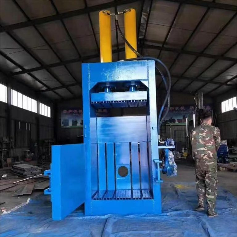 25T Vertical Metal Chip Compactor