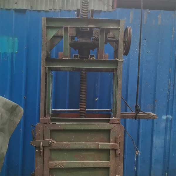 60T Mechanical Metal Compacting Machine