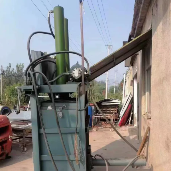 50T Vertical Briquette Press