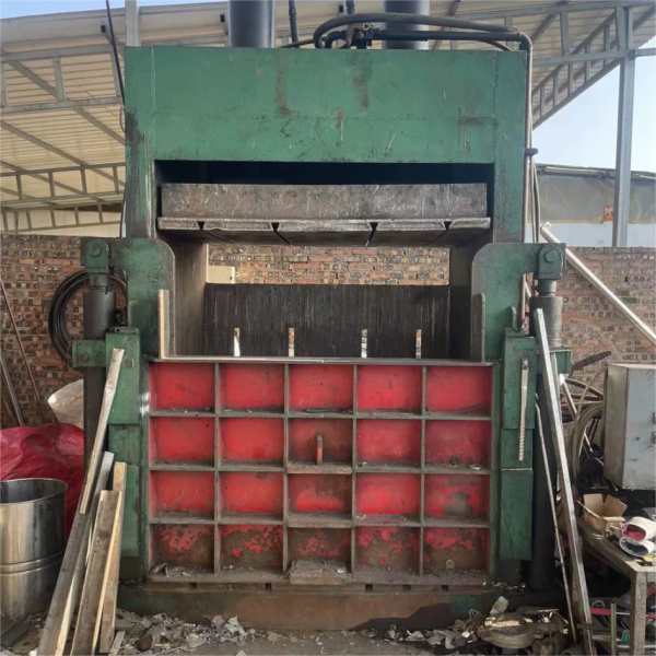 HUAHONG Briquet Recycling Machine 250Ton