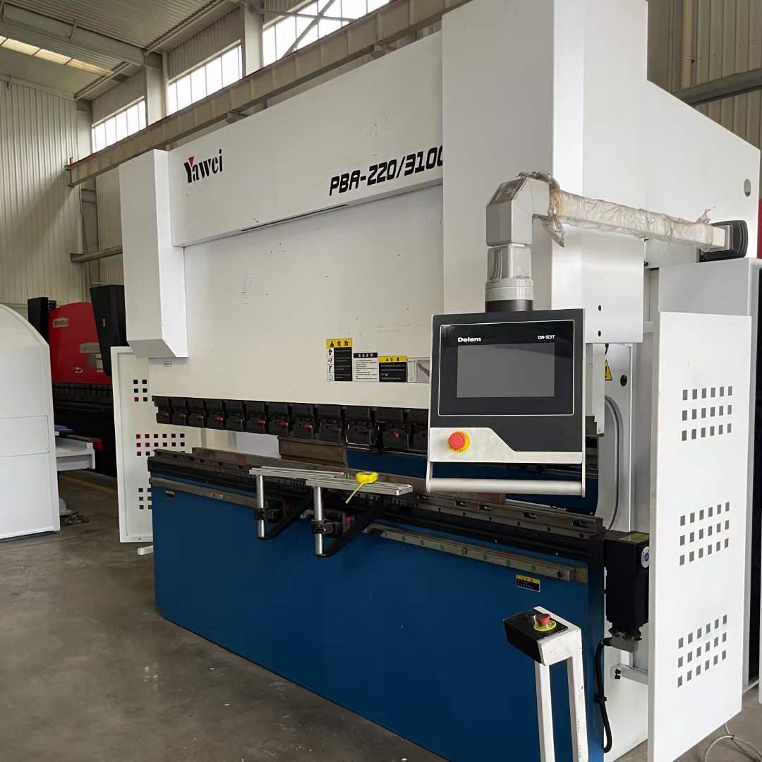 Used Door Brake Press 220T3100 Used Door Brake Press 220T3100