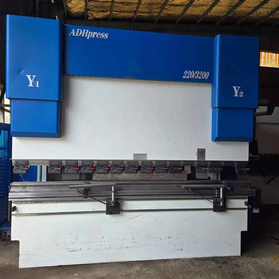 Used ADH Door Press Brake 220T3200 Used ADH Door Press Brake 220T3200