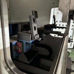 Pressa piegatrice per porte usata YAWEI PBA35