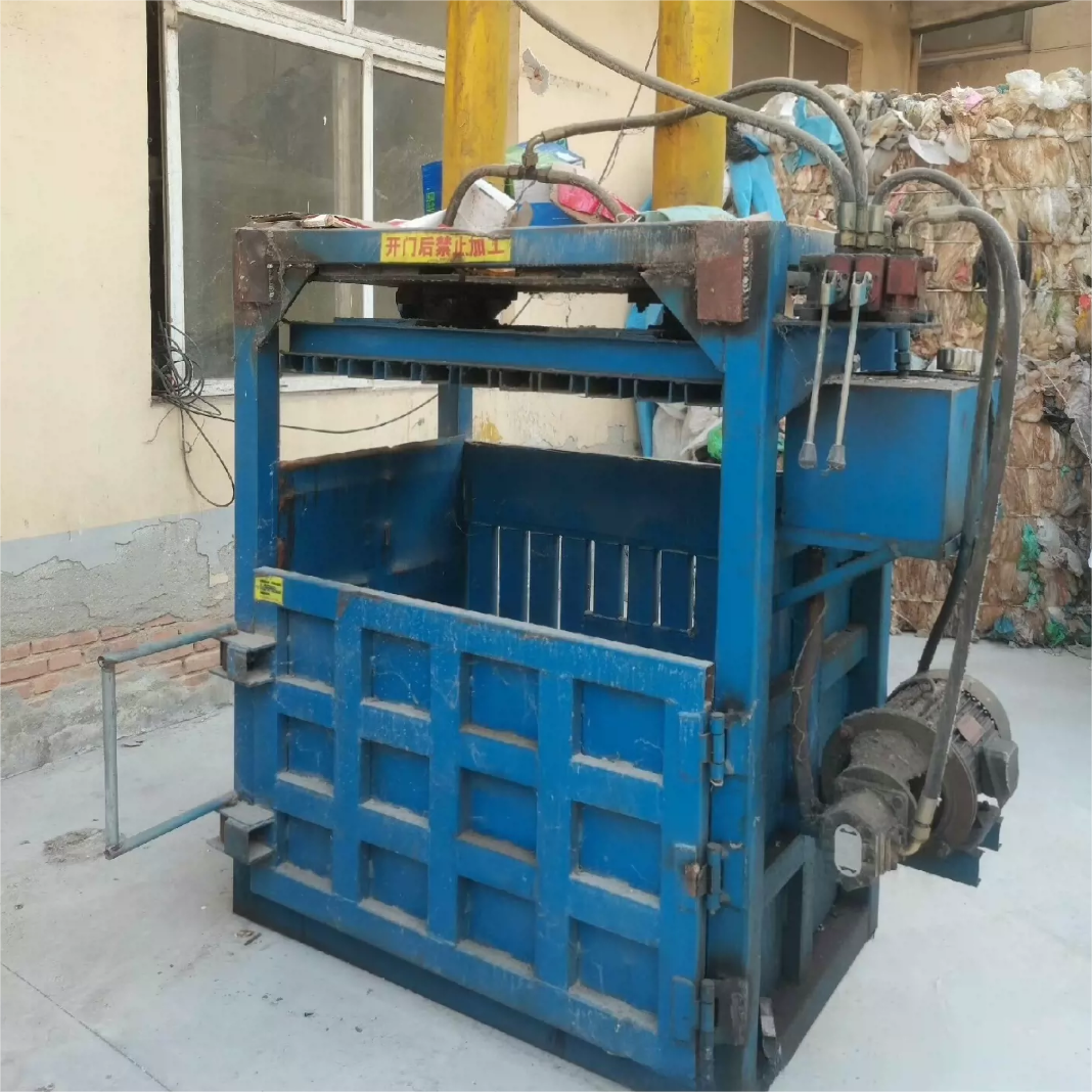Verital Metal Chip Compactor 30T Verital Metal Chip Compactor 30T