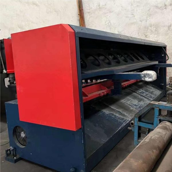 VIGERT QNC6040 Shearing Machine