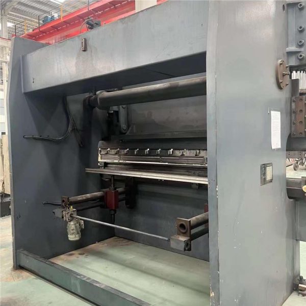 VIGERT 260T3200 E10 Metal Press