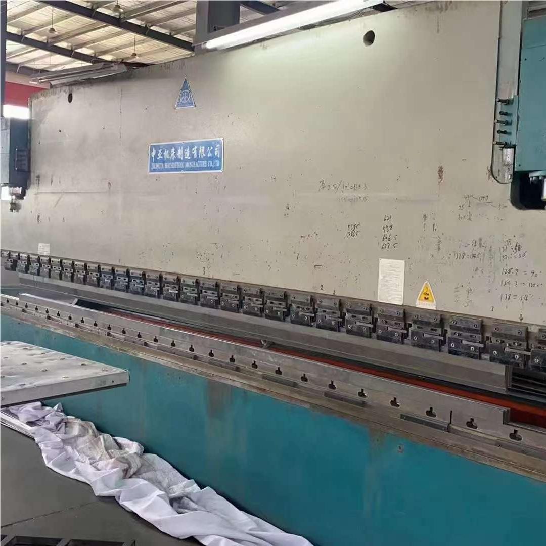 VIGERT 160T6000 E21 Press BrakeVIGERT 160T6000 E21 Press Brake VIGERT 160T6000 E21 Press Brake