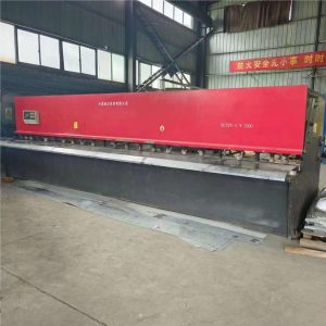 VIGERT QC12Y 6X7000 Shearing Machine