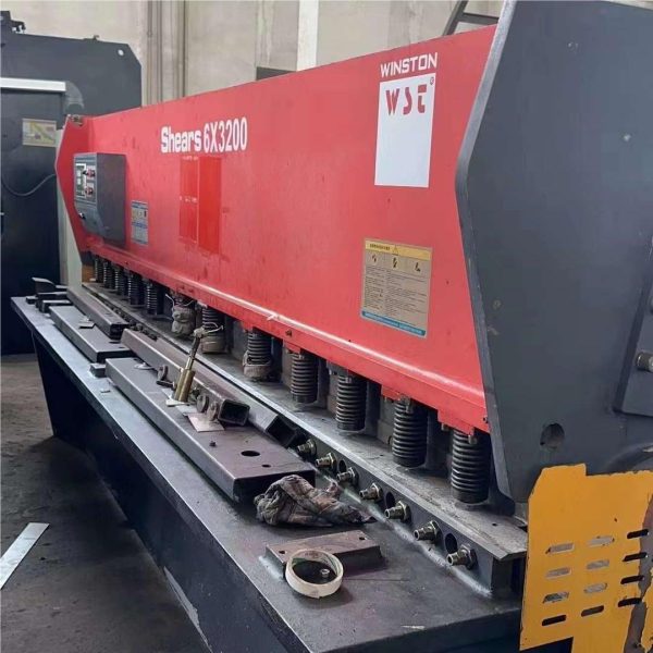 VIGERT 6X3200 DELEM Shearing Machine