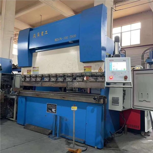 VIGERT 110T2500 DA52 Bending Machine