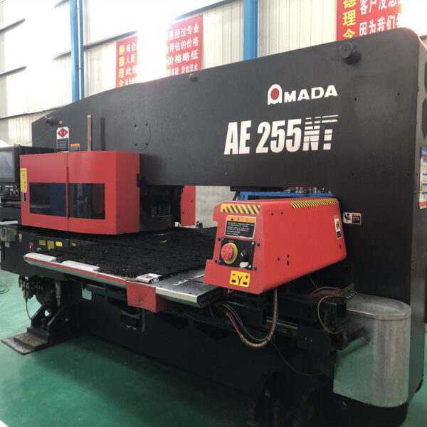 เครื่องเจาะป้อมปืน AMADA AE255NT