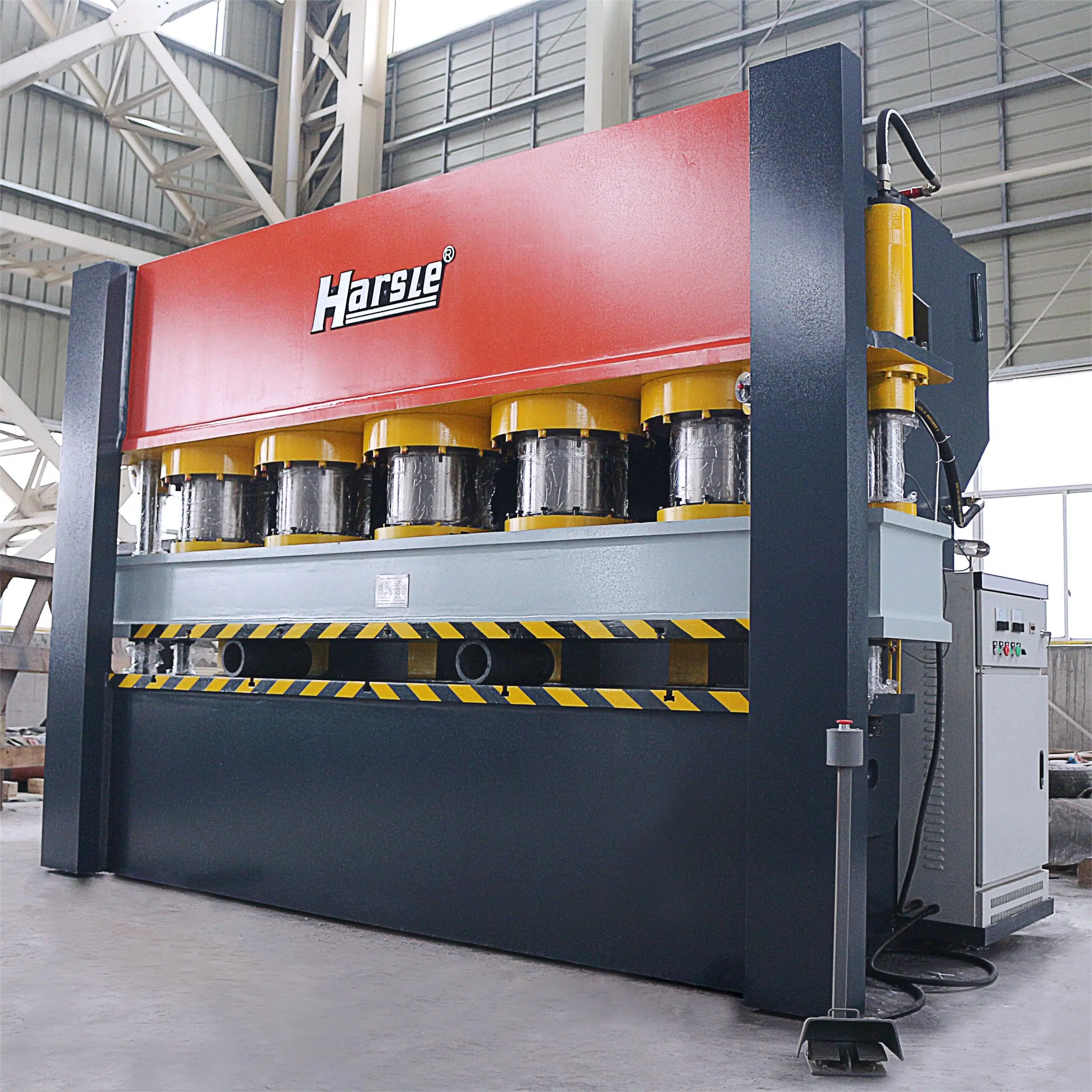 HARSLE 13000T Door Frame Embossing Machine (2) HARSLE 13000T Türrahmen-Prägemaschine