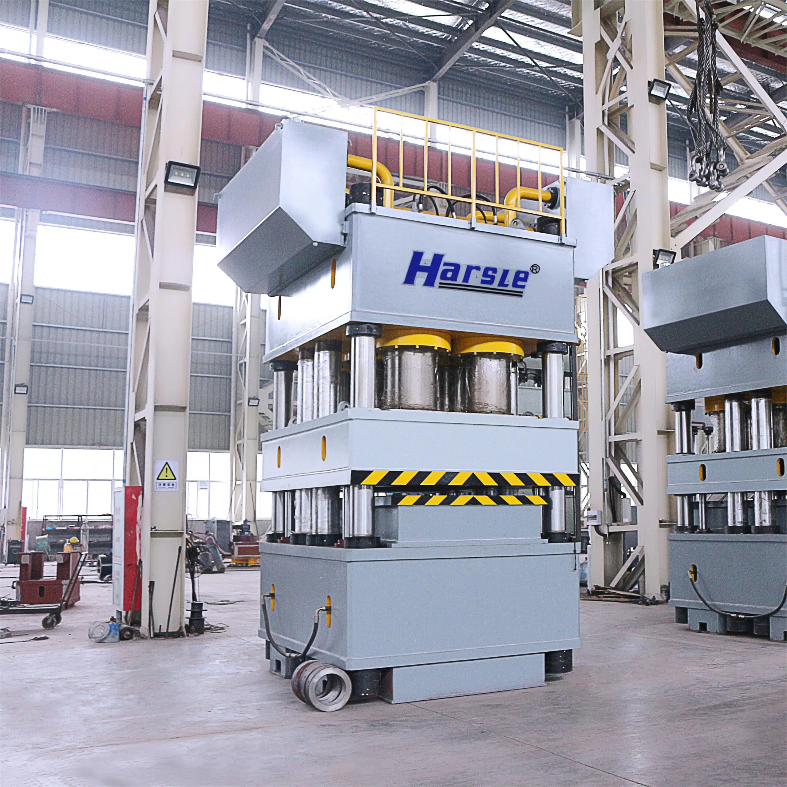 HARSLE 800T Door Embossing Machine HARSLE 800T Door Embossing Machine