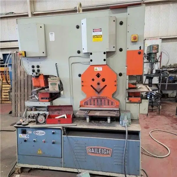 VIGERT SW132 Iron Worker VIGERT SW132 Iron Worker