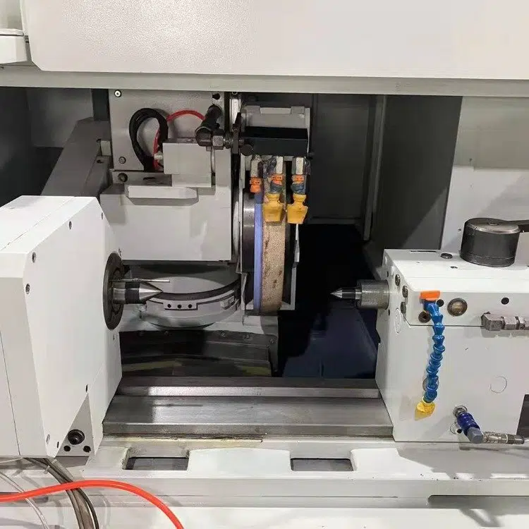เครื่องเจียร CNC รุ่น STUDER S33