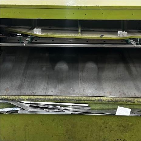 VIGERT M2045 Shearing Machine