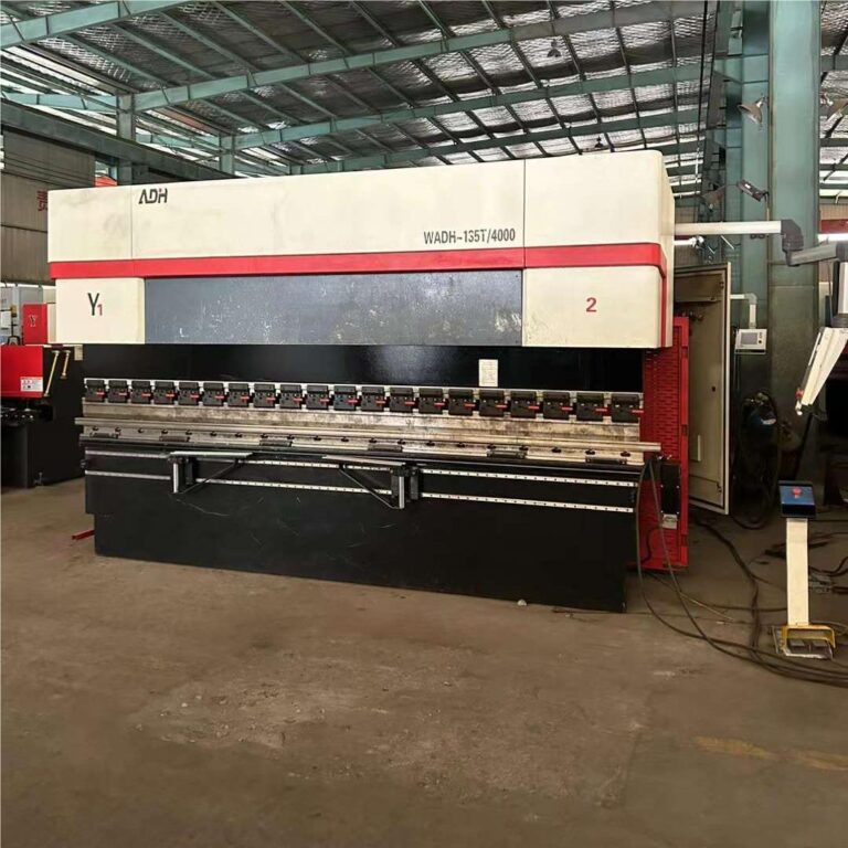 เครื่องดัดเบรก ADH WADH135T