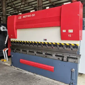 used LFK 100T3200 Press Brake