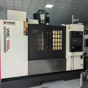 used VMC 1100L vertical machining machine