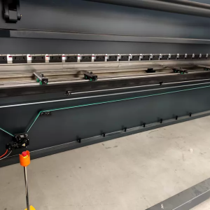Used CNC Press Brake