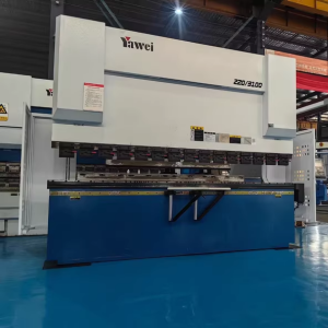 YAWEI 220T 3100mm Servo Press Brake