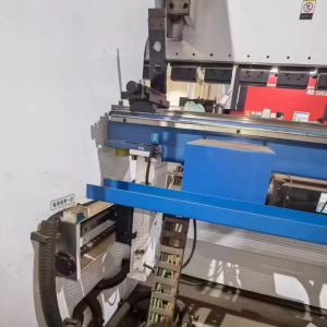 Yawei 220T 4100 CNC Press Brake