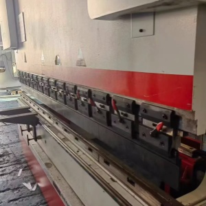 CNC Electro Hydraulic Press Brake